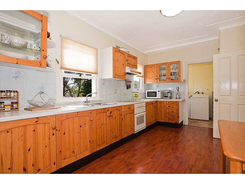 251 Loftus Avenue, Loftus NSW 2232