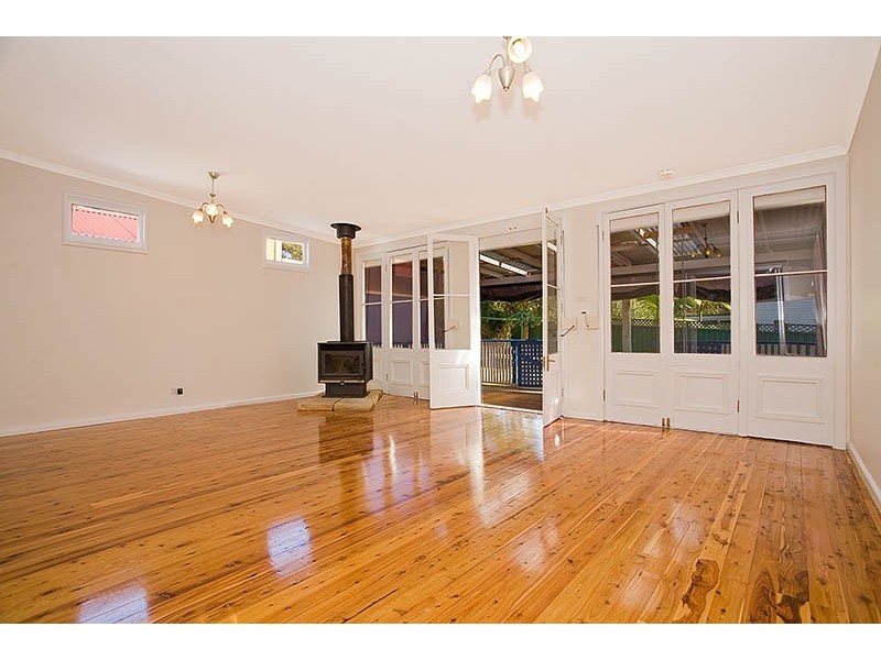 40 Oliver Street, Heathcote NSW 2233