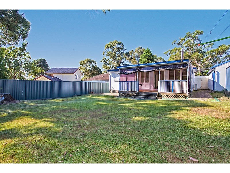 40 Oliver Street, Heathcote NSW 2233