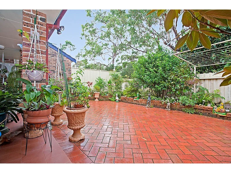 16/2 Wollybutt Road, Engadine NSW 2233