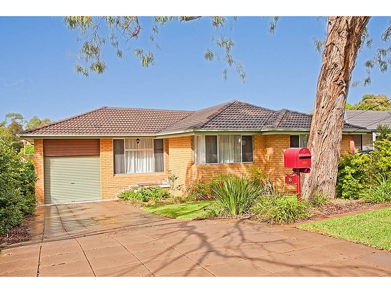 8 Dalley Road, Heathcote NSW 2233