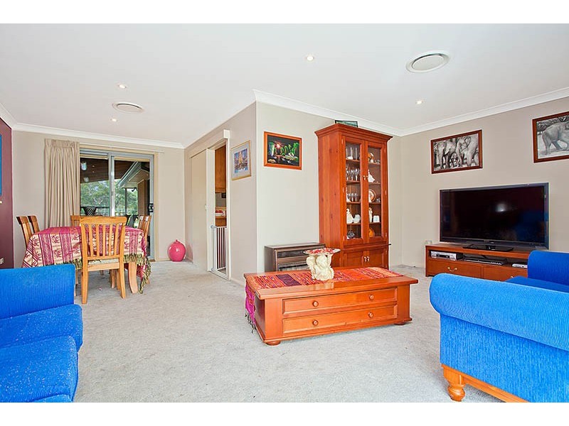 8 Dalley Road, Heathcote NSW 2233
