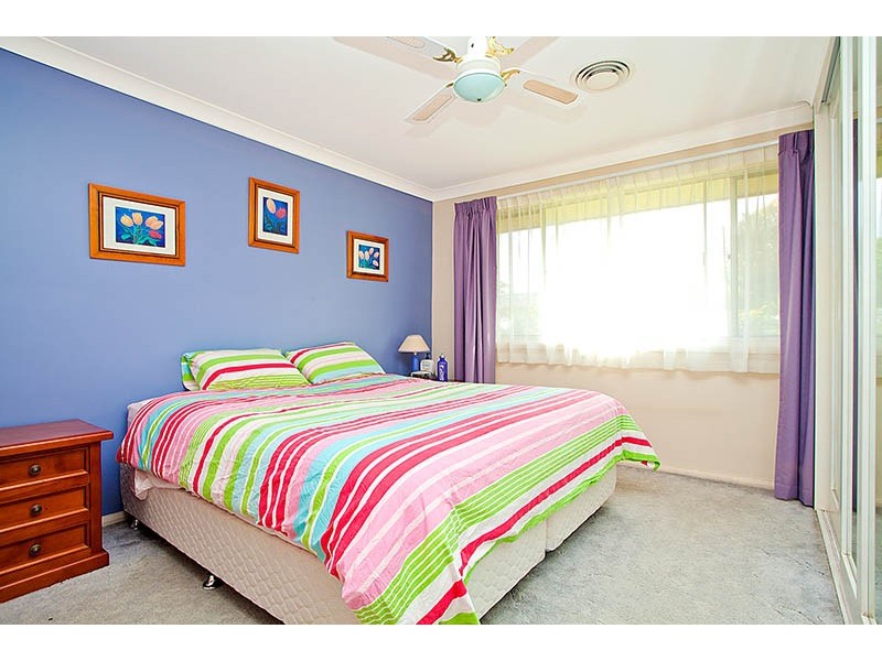 8 Dalley Road, Heathcote NSW 2233