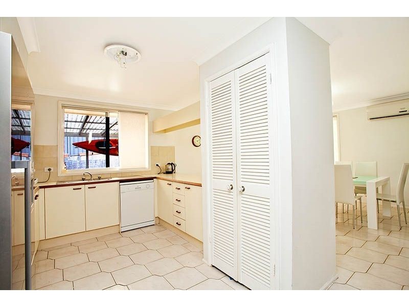 8 Mannikin Drive, Woronora Heights NSW 2233