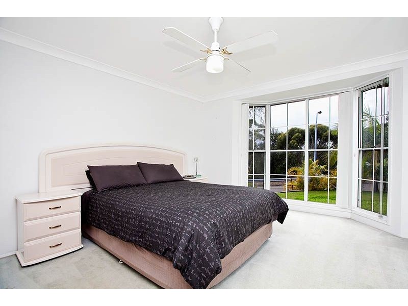 8 Mannikin Drive, Woronora Heights NSW 2233