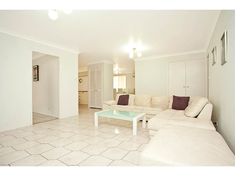 8 Mannikin Drive, Woronora Heights NSW 2233