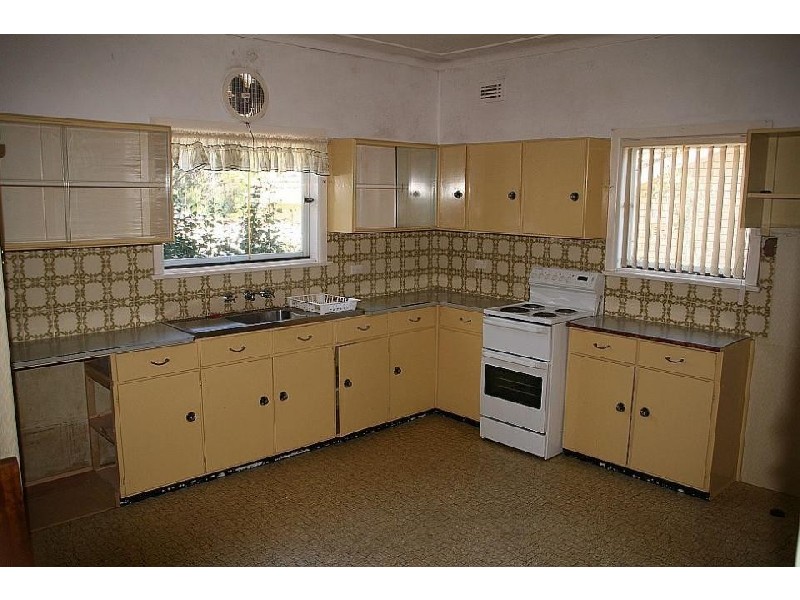 26 Dillwynnia Grove, Heathcote NSW 2233