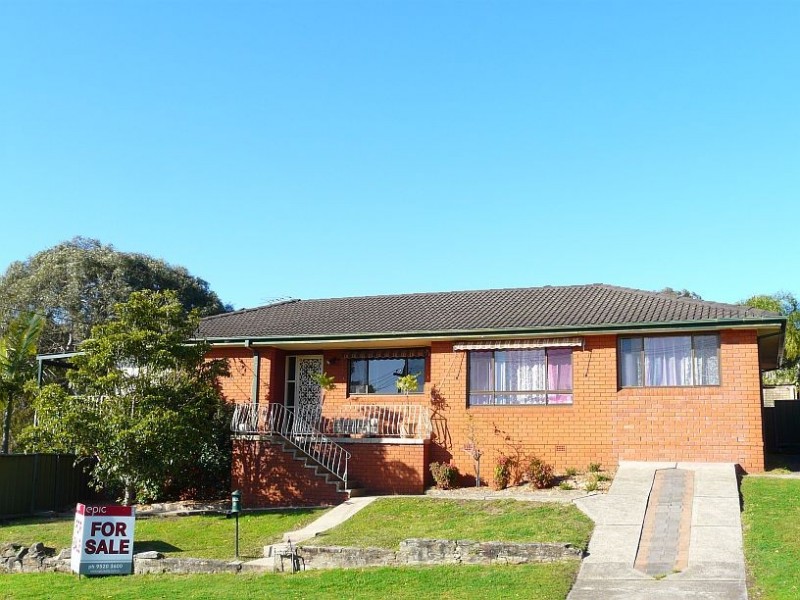 8 Cassandra Crescent, Heathcote NSW 2233