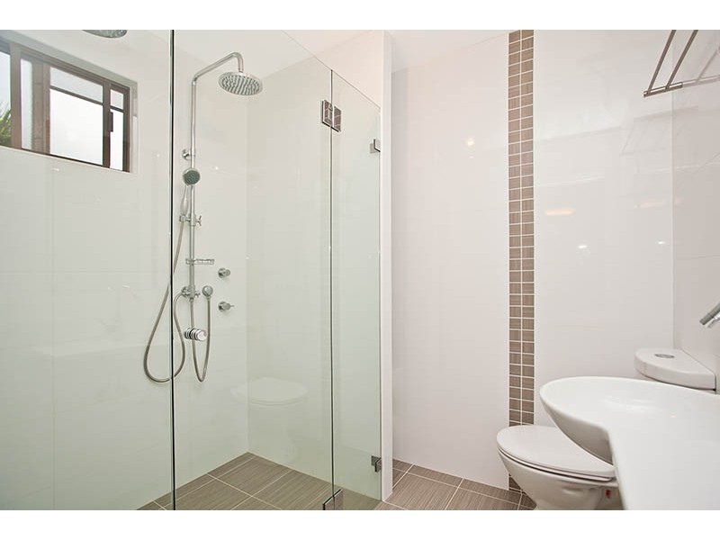 8 Cassandra Crescent, Heathcote NSW 2233