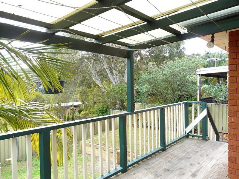 8 Cassandra Crescent, Heathcote NSW 2233