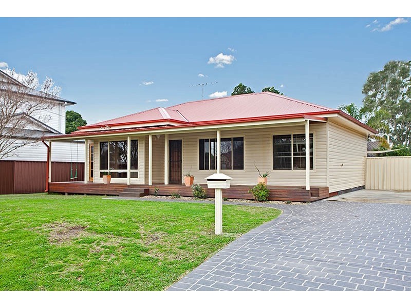 128 Cooriengah Heights Road, Engadine NSW 2233