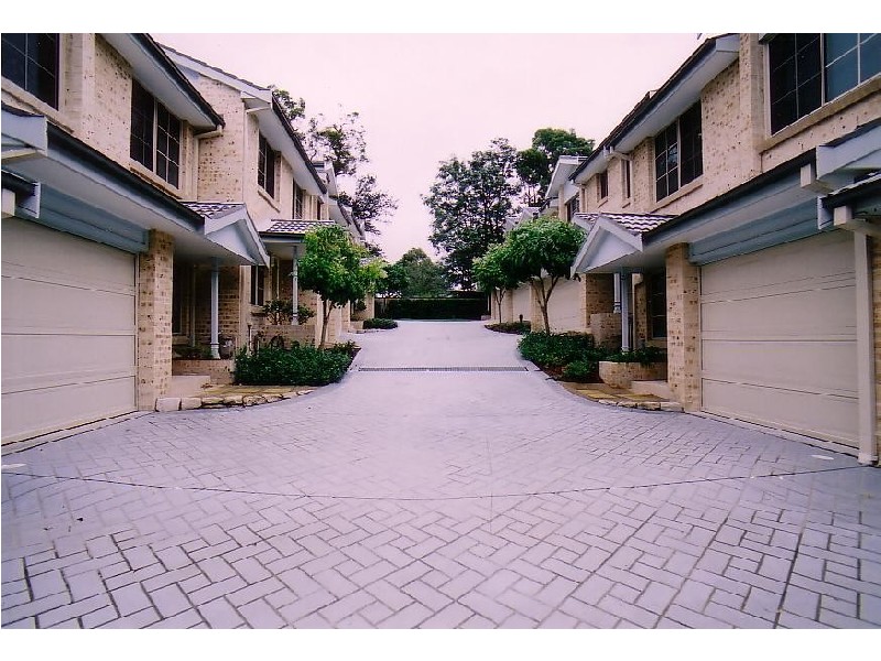 10/10-12 Strickland Street, Heathcote NSW 2233