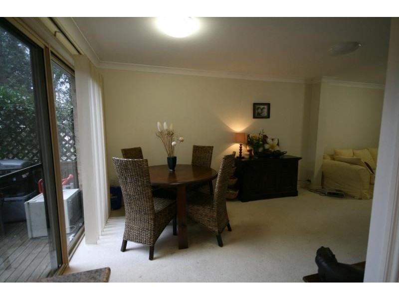 10/10-12 Strickland Street, Heathcote NSW 2233
