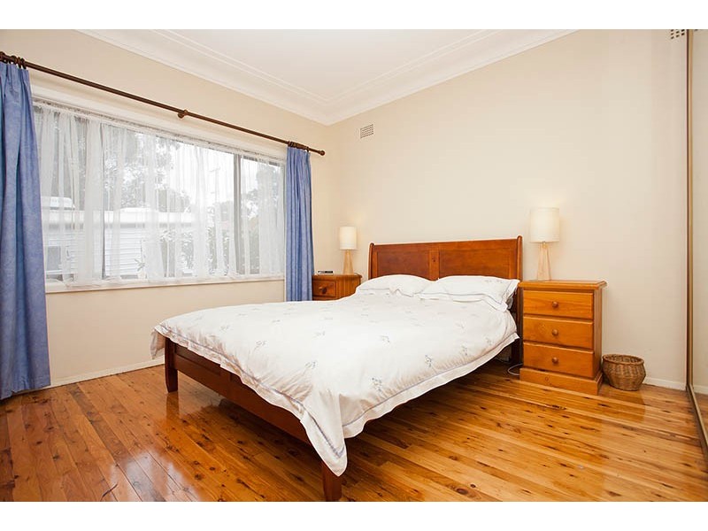 113 Waratah Street, Kirrawee NSW 2232