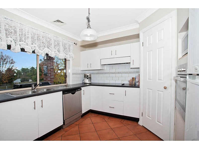 8 Kestrel Place, Woronora Heights NSW 2233