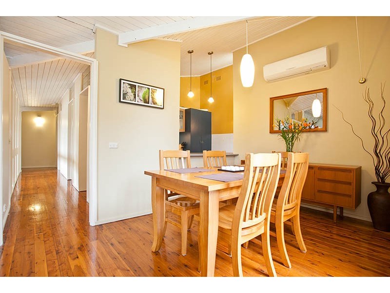 16 Tobruk Avenue, Engadine NSW 2233