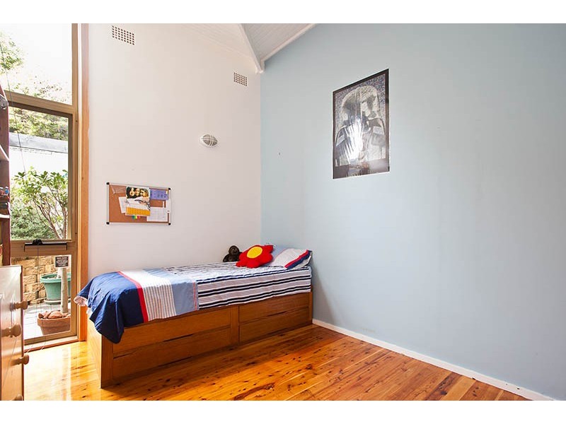 16 Tobruk Avenue, Engadine NSW 2233