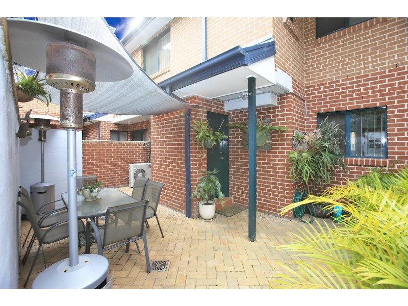 3/10 Toms Lane, Engadine NSW 2233