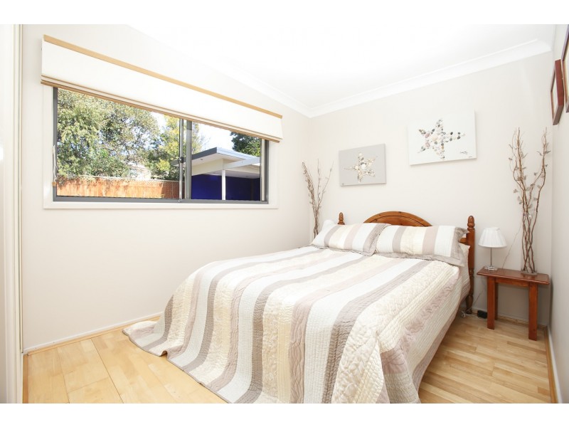 42 Laurina Avenue, Yarrawarrah NSW 2233