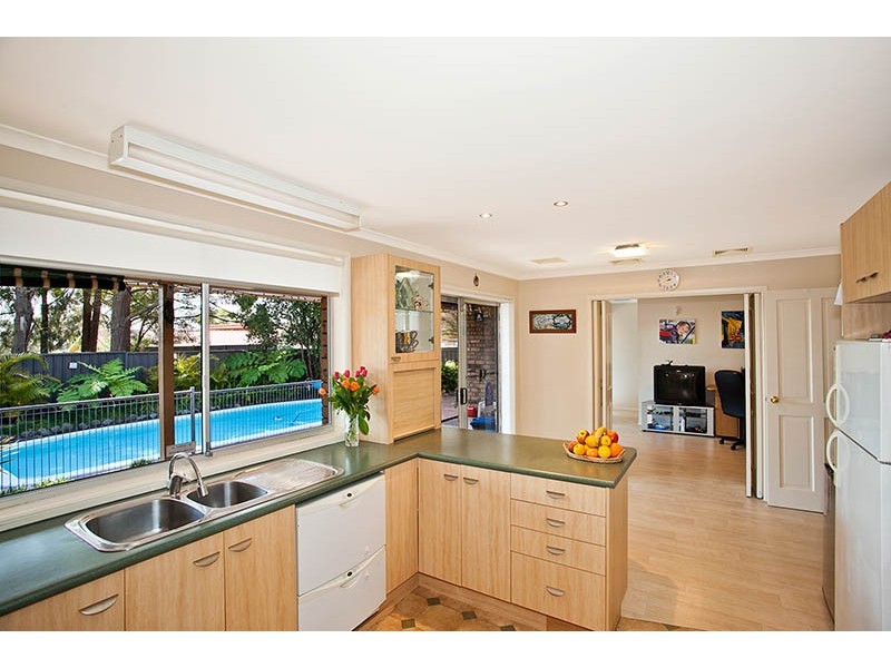 3 Keats Place, Heathcote NSW 2233