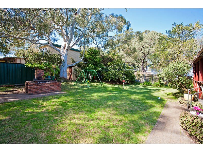 22 Nirimba Crescent, Heathcote NSW 2233