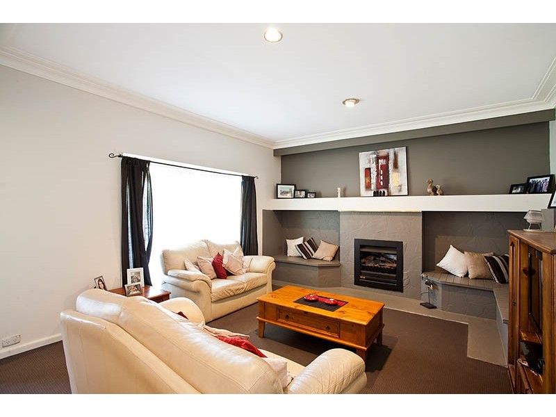 61 Fairview Avenue, Engadine NSW 2233