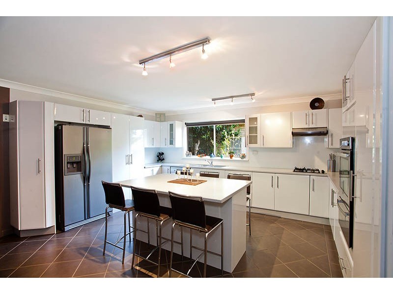 61 Fairview Avenue, Engadine NSW 2233