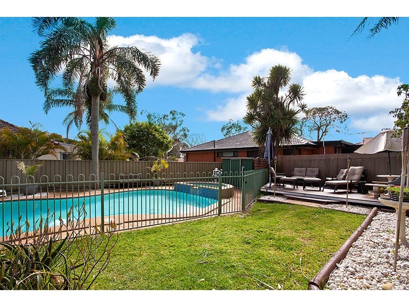 156 Woronora Road, Engadine NSW 2233