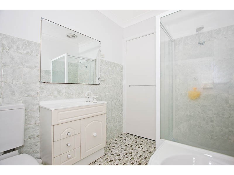 12 Dorset Road, Heathcote NSW 2233