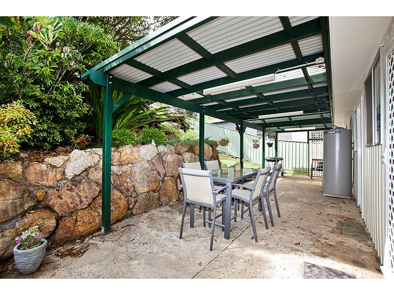 12 Dorset Road, Heathcote NSW 2233