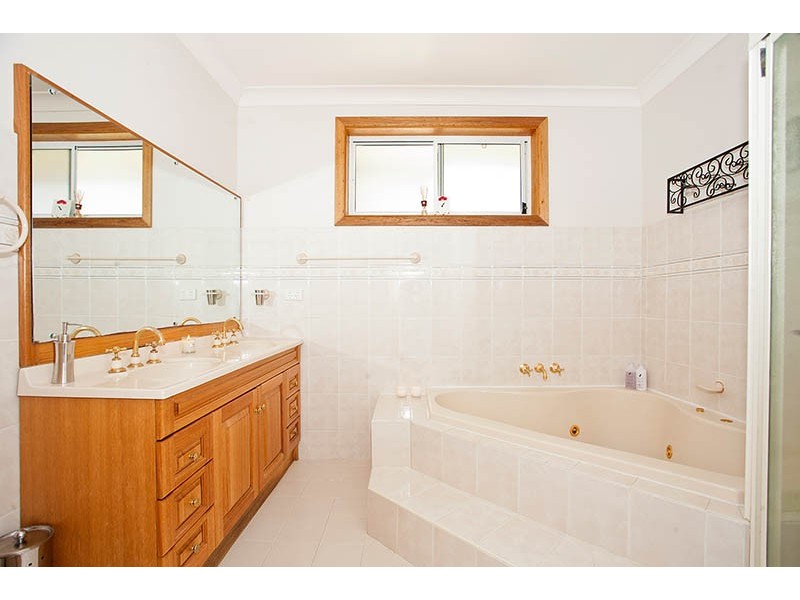 4 Jensen Place, Engadine NSW 2233