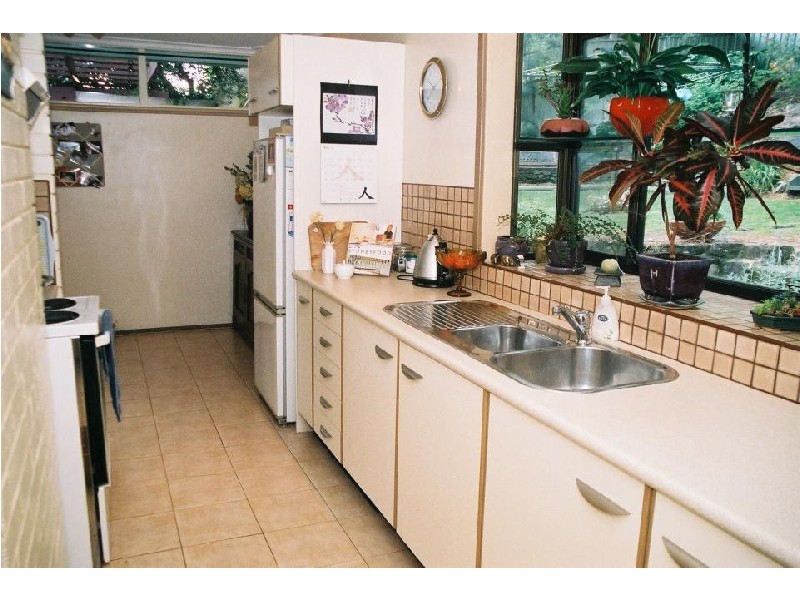 8 Tobruk Avenue, Engadine NSW 2233