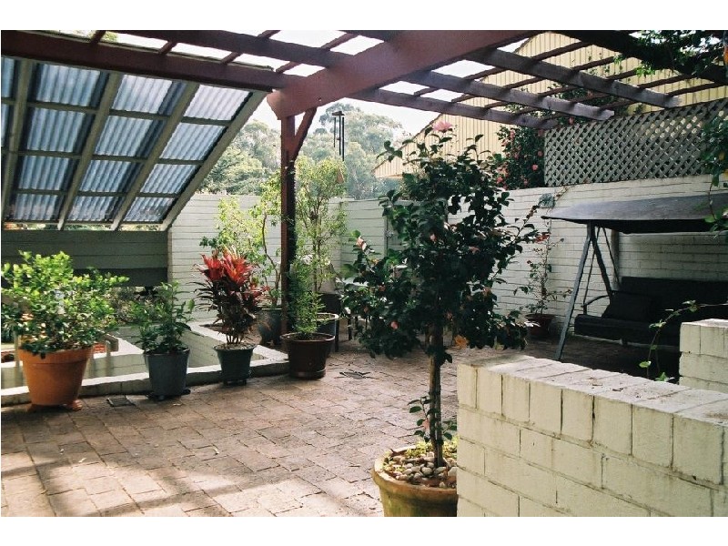 8 Tobruk Avenue, Engadine NSW 2233