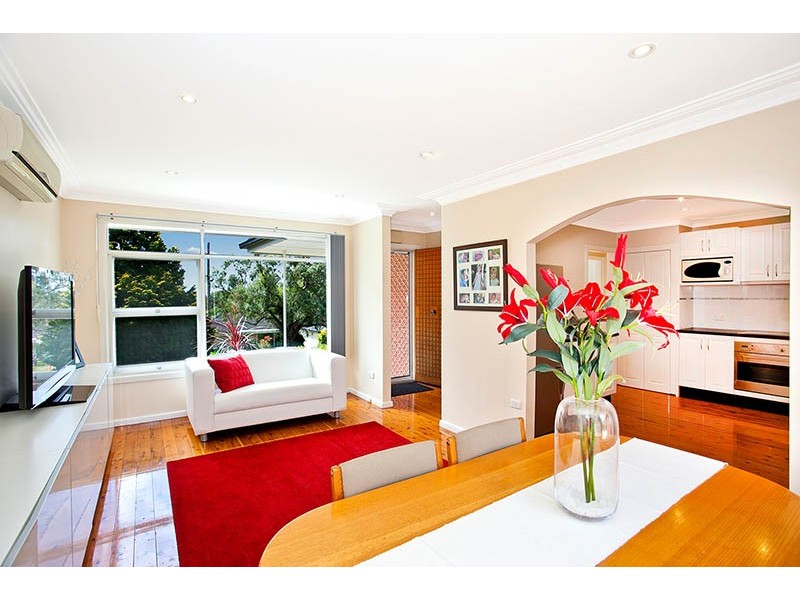 6 Lalor Crescent, Engadine NSW 2233