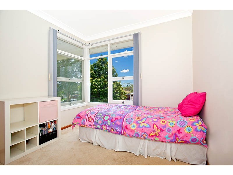 6 Lalor Crescent, Engadine NSW 2233