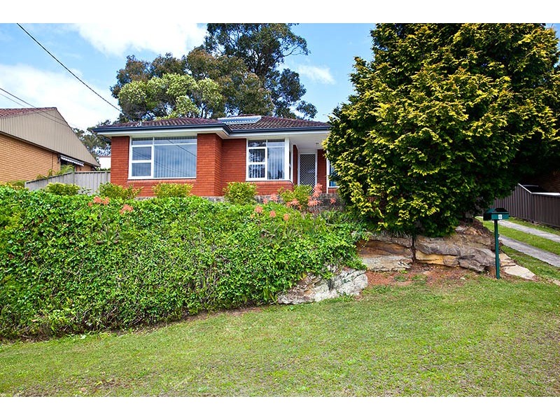 6 Lalor Crescent, Engadine NSW 2233
