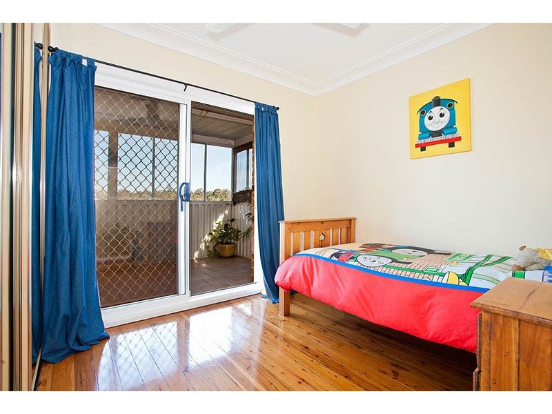 34 Poulter Avenue, Engadine NSW 2233