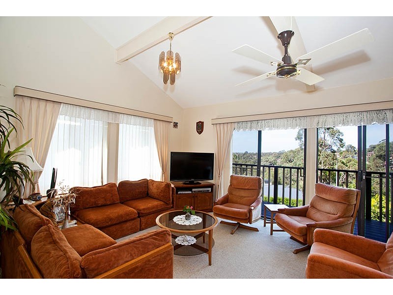 6 Canobolas Place, Yarrawarrah NSW 2233