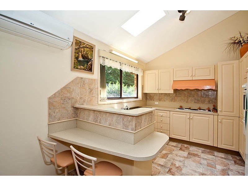 6 Canobolas Place, Yarrawarrah NSW 2233