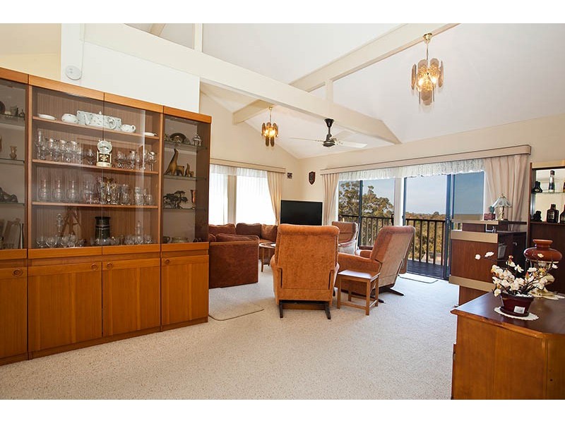 6 Canobolas Place, Yarrawarrah NSW 2233