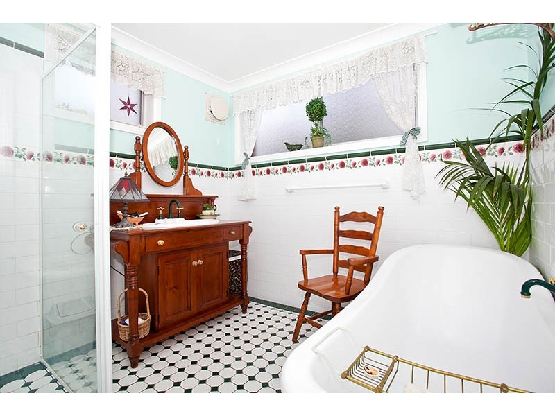 18 Sabugal Road, Engadine NSW 2233