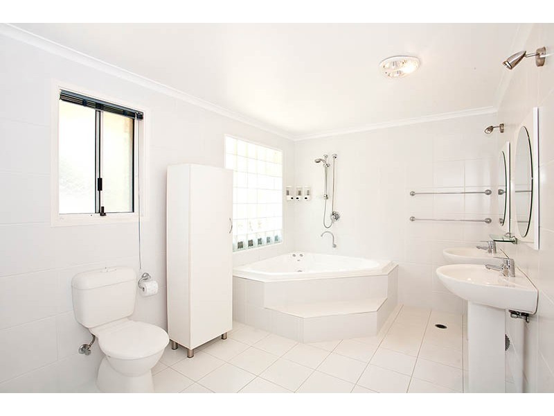 23 Lindsay Gordon Place, Heathcote NSW 2233