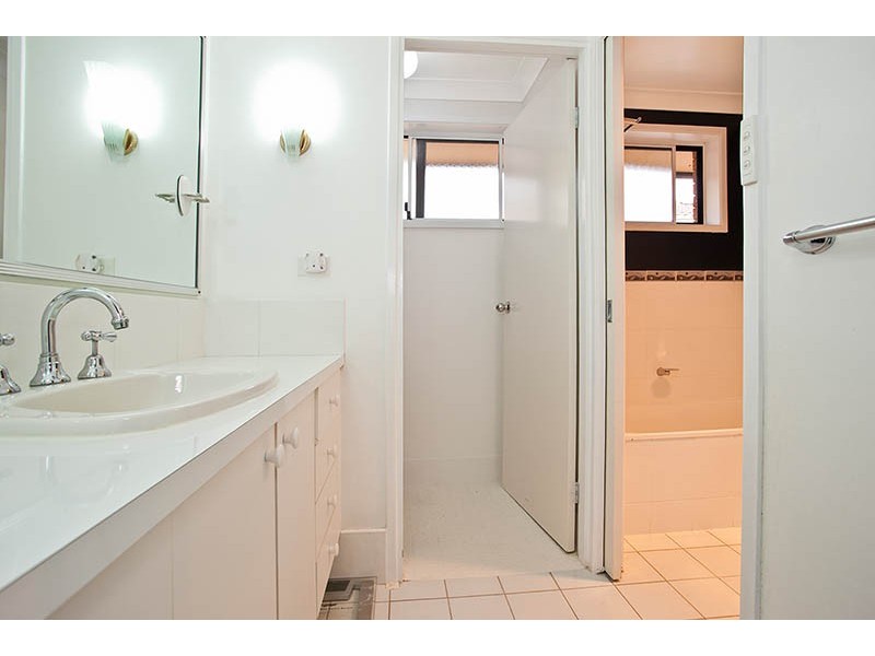 8 Rialto Place, Heathcote NSW 2233