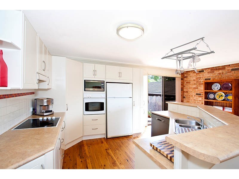 10 Poulter Avenue, Engadine NSW 2233