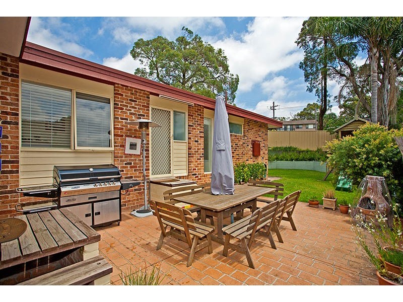 10 Poulter Avenue, Engadine NSW 2233