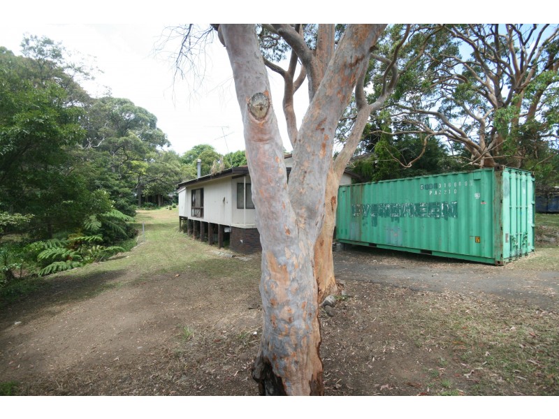 2 Rosebery Street, Heathcote NSW 2233