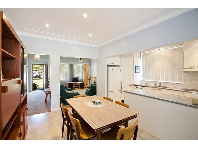 421 President Avenue, Kirrawee NSW 2232