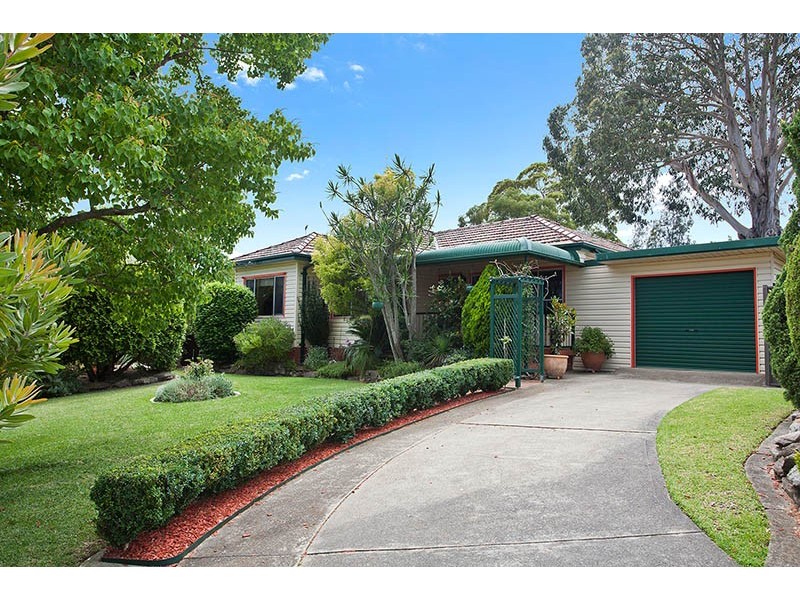 6 Quallee Place, Engadine NSW 2233