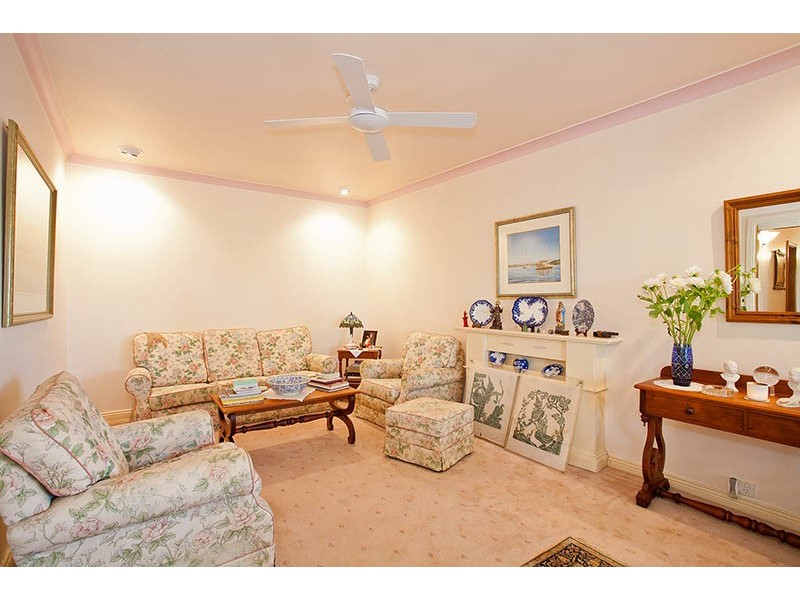 6 Quallee Place, Engadine NSW 2233