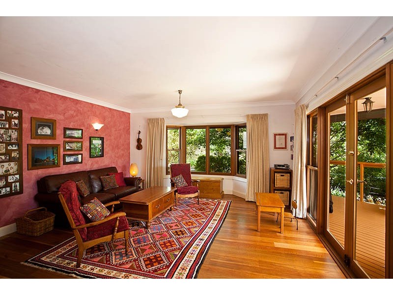 49 Warabin Street, Waterfall NSW 2233